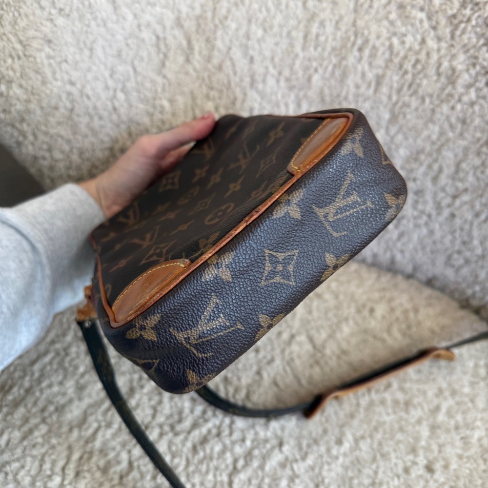 Vintage Louis Vuitton bag - Picture 7 of 7